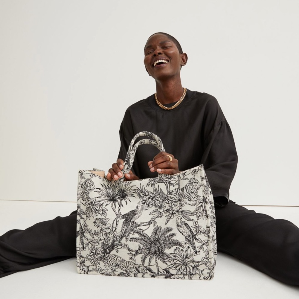 Jacquard weave handbag